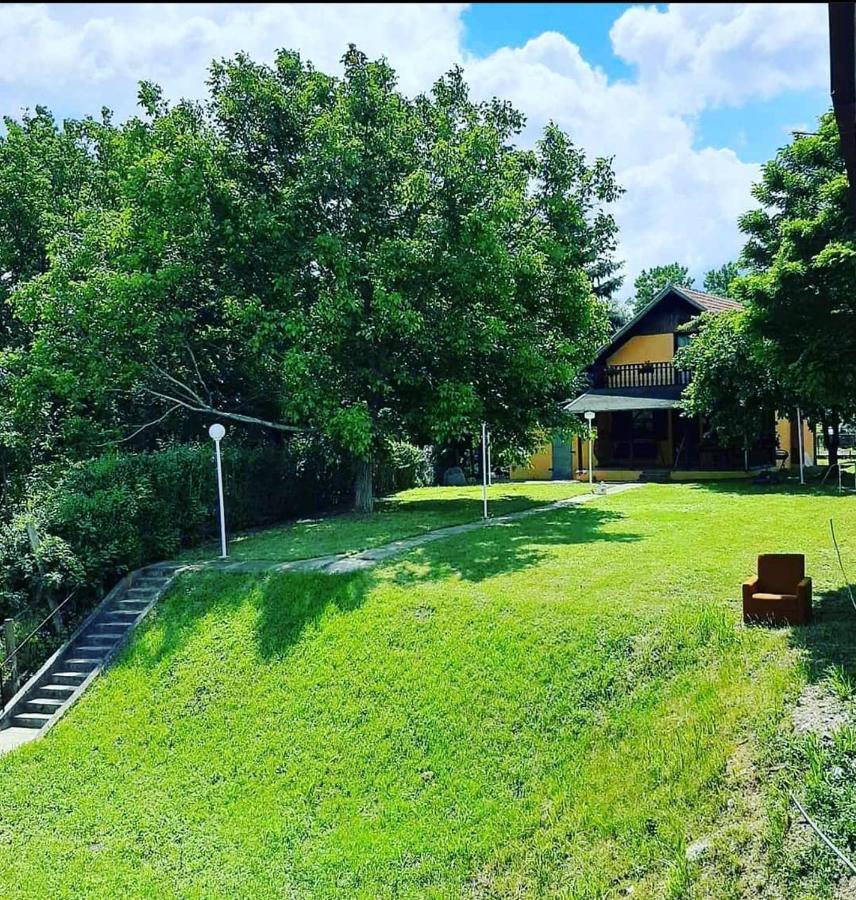 Kuca Ribarev San Villa Beocin Exterior photo